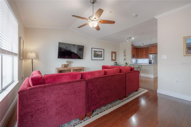 5000 CULBREATH KEY WAY 8-302, Tampa, FL 33611