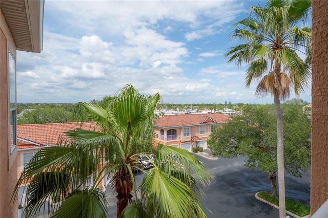 5000 CULBREATH KEY WAY 8-302, Tampa, FL 33611