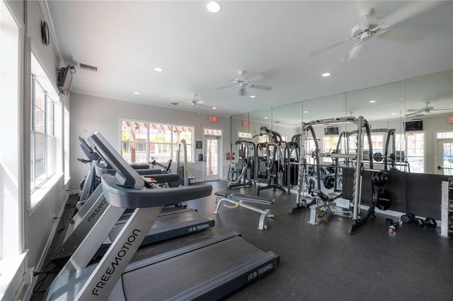 5000 CULBREATH KEY WAY 8-302, Tampa, FL 33611
