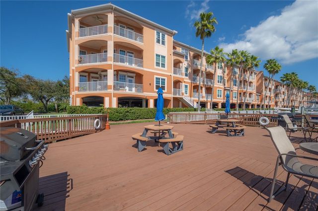 5000 CULBREATH KEY WAY 8-302, Tampa, FL 33611