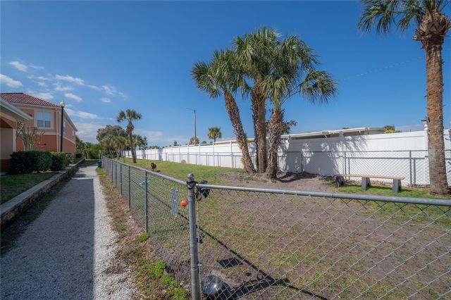 5000 CULBREATH KEY WAY 8-302, Tampa, FL 33611