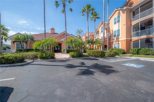 5000 CULBREATH KEY WAY 8-302, Tampa, FL 33611