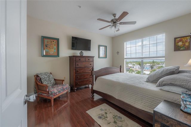 5000 CULBREATH KEY WAY 8-302, Tampa, FL 33611