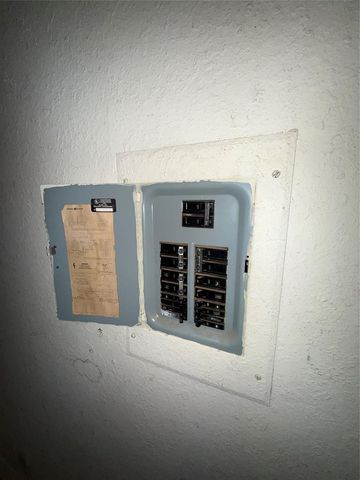 1720 SE 7th Street, Moore, OK 73160