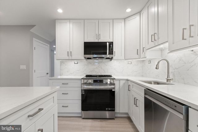 3371 BRECKENRIDGE CT, Annandale, VA 22003