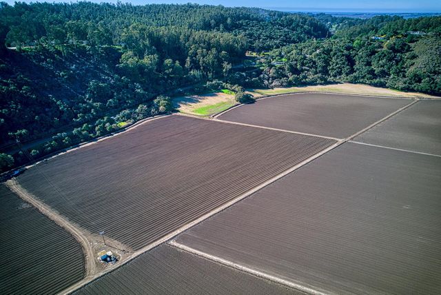 120 San Miguel Canyon Road, Royal Oaks, CA 95076