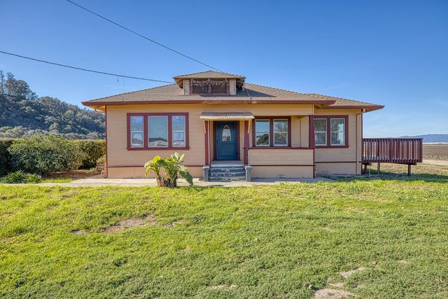 120 San Miguel Canyon Road, Royal Oaks, CA 95076