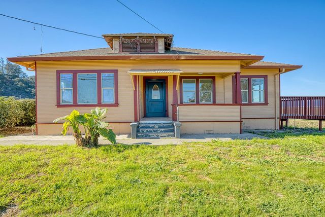 120 San Miguel Canyon Road, Royal Oaks, CA 95076