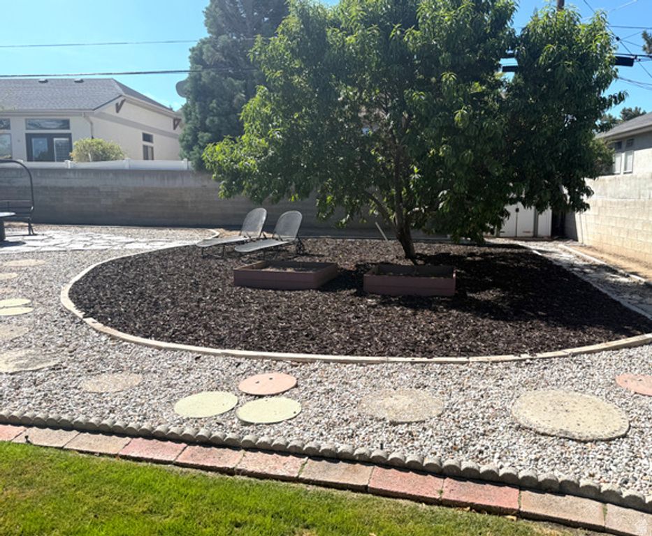 1366 E GREENFIELD AVE, Murray, UT 84121 — photo 5