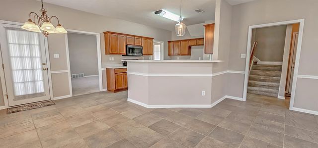 8678 ASHBURY OAK DR, Memphis, TN 38018