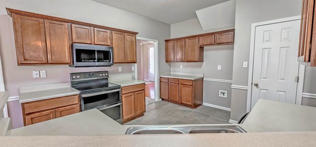 8678 ASHBURY OAK DR, Memphis, TN 38018