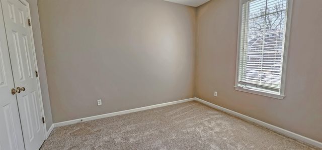 8678 ASHBURY OAK DR, Memphis, TN 38018