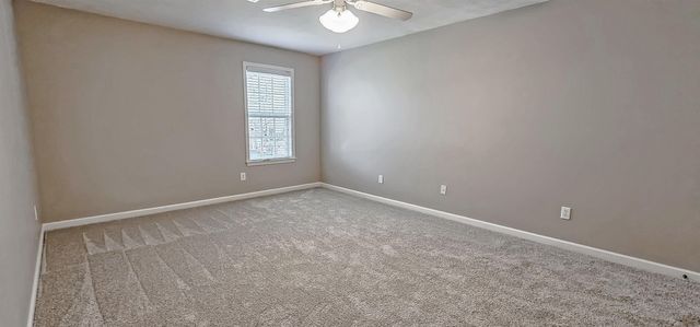 8678 ASHBURY OAK DR, Memphis, TN 38018