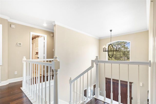 21 Edgewater Court, Jacksonville, AR 72076