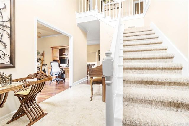 21 Edgewater Court, Jacksonville, AR 72076