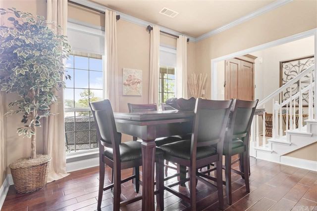 21 Edgewater Court, Jacksonville, AR 72076