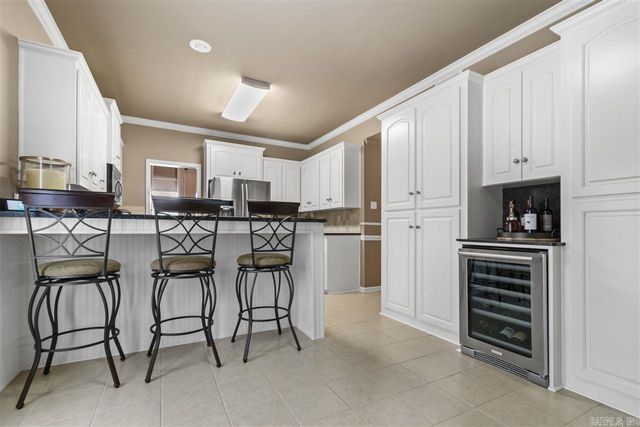 21 Edgewater Court, Jacksonville, AR 72076