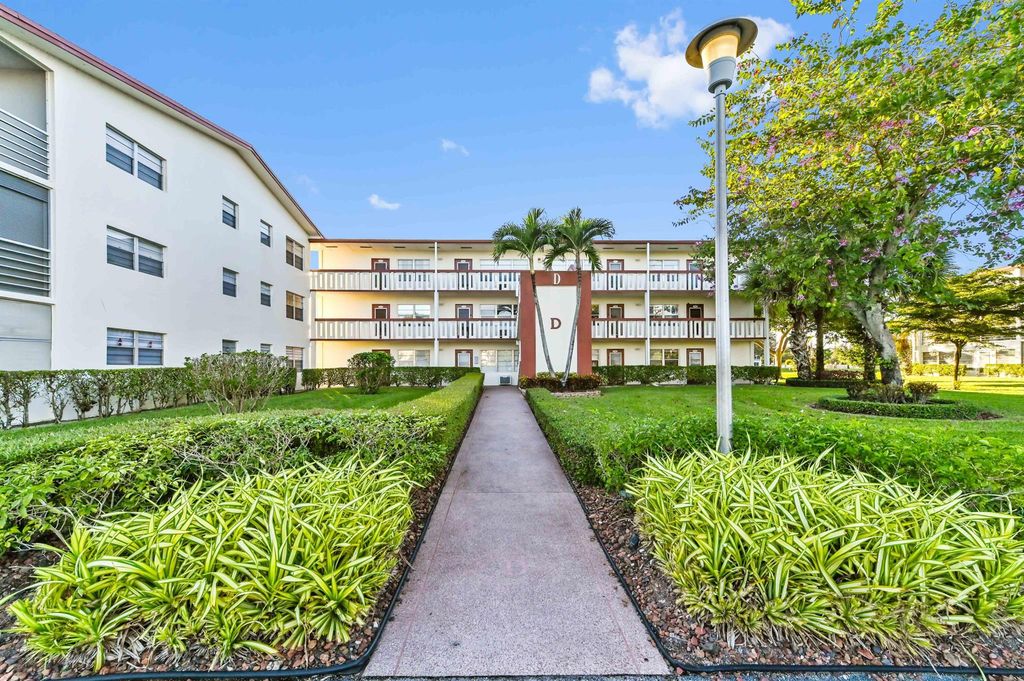 135 Brighton D, Boca Raton, FL 33434