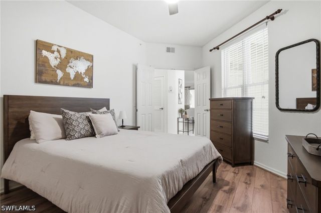 77 Silver Oaks CIR 8102, Naples, FL 34119