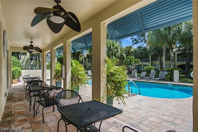 77 Silver Oaks CIR 8102, Naples, FL 34119