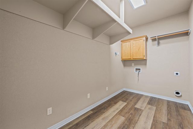 574 Rose LN, Salado, TX 76571