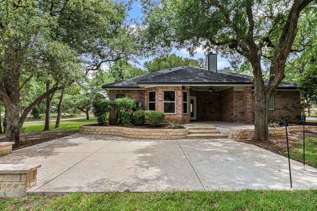 574 Rose LN, Salado, TX 76571