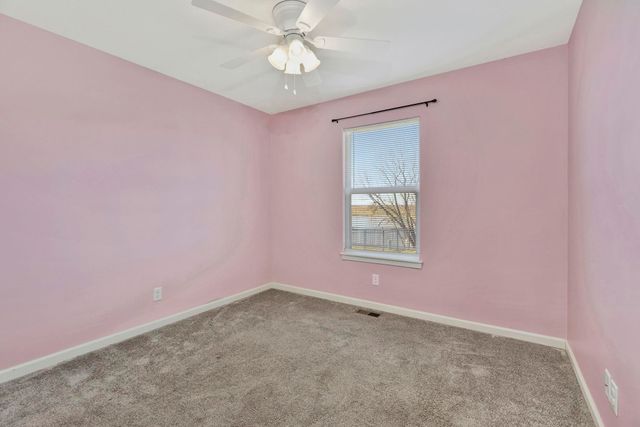 707 W Country Lakes Pl, Haysville, KS 67060