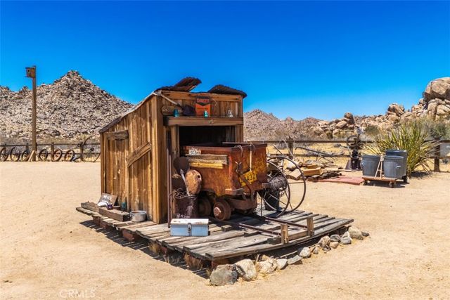 63436 Doggie, Joshua Tree, CA 92252