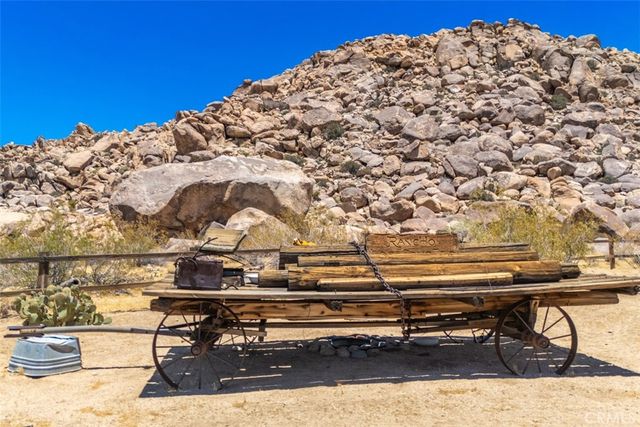 63436 Doggie, Joshua Tree, CA 92252