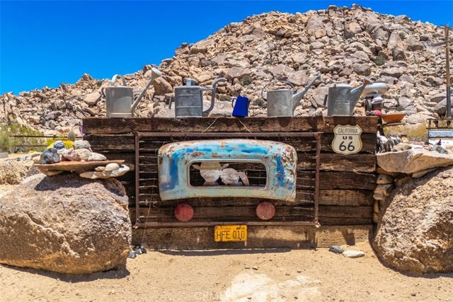 63436 Doggie, Joshua Tree, CA 92252