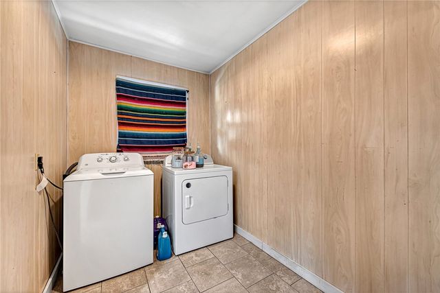 712 Carlton Street, Springdale, AR 72762