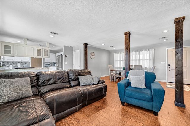 712 Carlton Street, Springdale, AR 72762