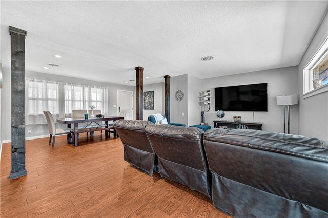 712 Carlton Street, Springdale, AR 72762