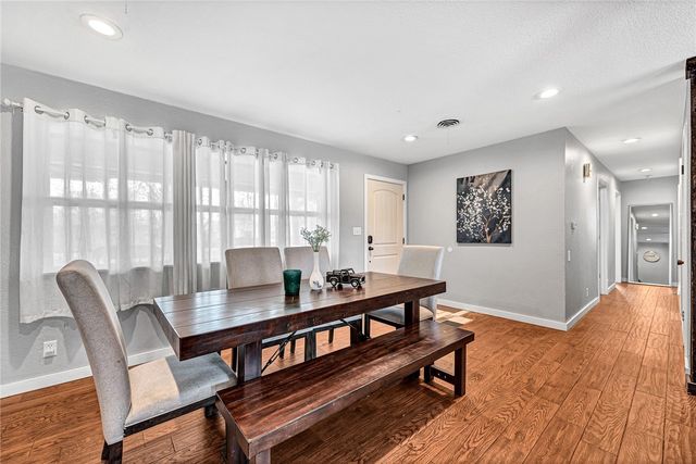 712 Carlton Street, Springdale, AR 72762