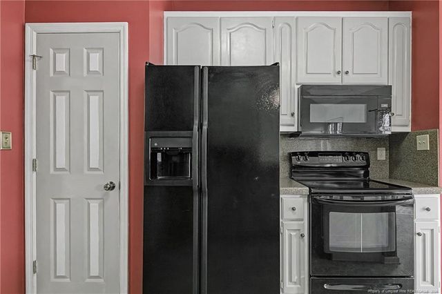 1231 Four Wood Drive, Fayetteville, NC 28312