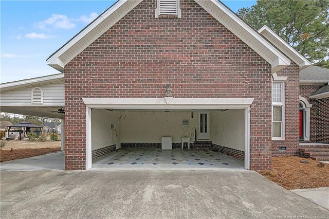 1231 Four Wood Drive, Fayetteville, NC 28312