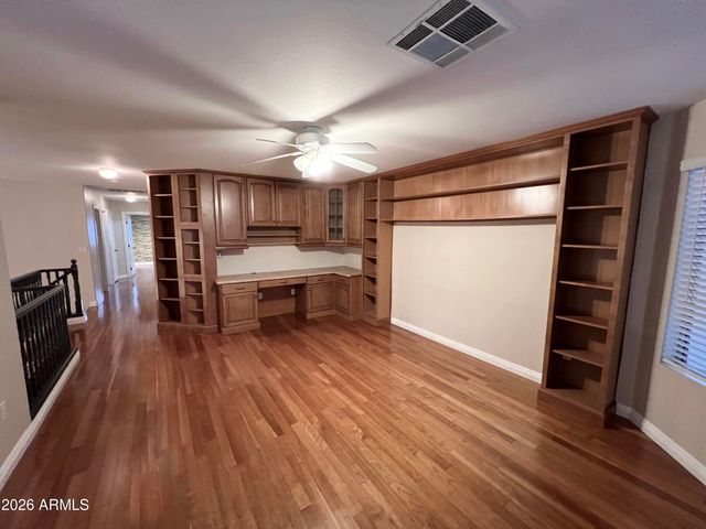 473 W DESERT Avenue, Gilbert, AZ 85233