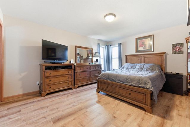 114 Rushmore LANE, Hartford, WI 53027