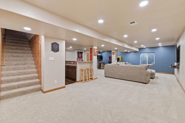 114 Rushmore LANE, Hartford, WI 53027