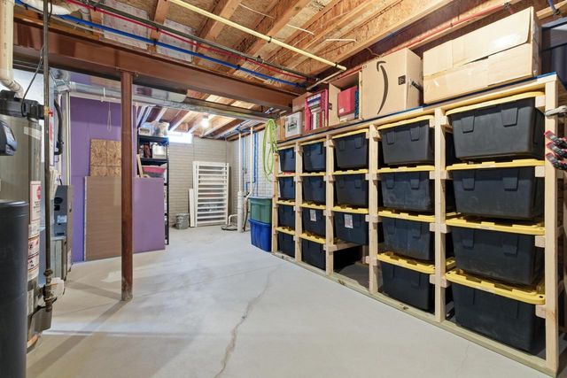 114 Rushmore LANE, Hartford, WI 53027