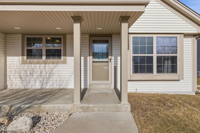 114 Rushmore LANE, Hartford, WI 53027