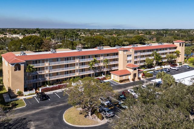 5906 Crystal Shores Drive 404, Boynton Beach, FL 33437