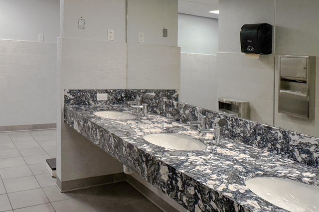 5906 Crystal Shores Drive 404, Boynton Beach, FL 33437