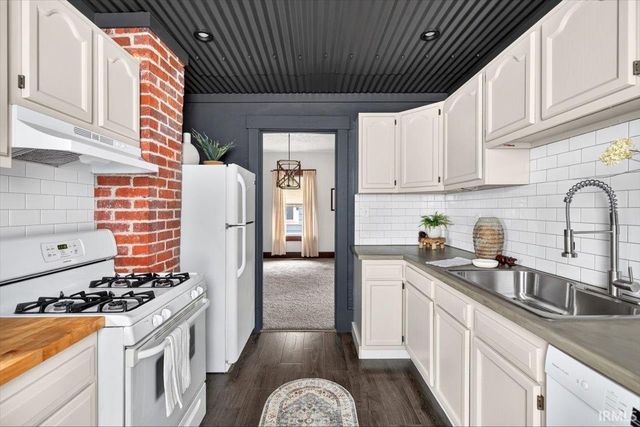 826 S 18th Street, Lafayette, IN 47905