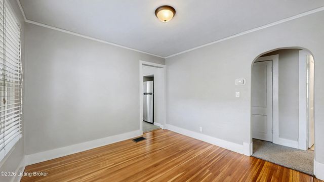 1104 Barret Ave, Louisville, KY 40204