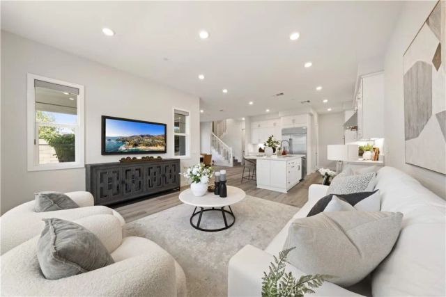 228 Merit, Irvine, CA 92618