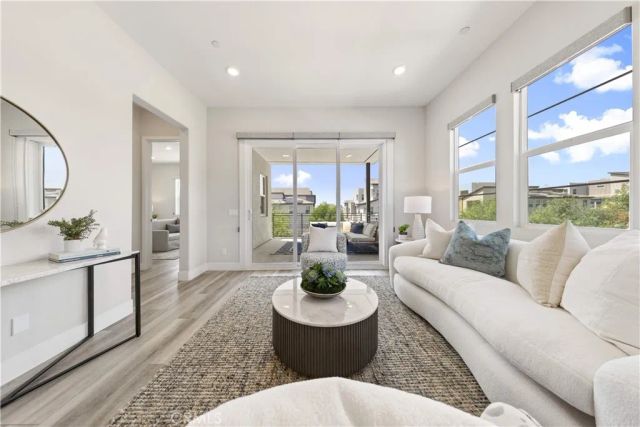 228 Merit, Irvine, CA 92618