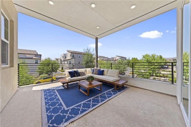 228 Merit, Irvine, CA 92618
