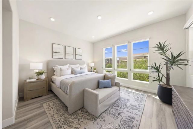 228 Merit, Irvine, CA 92618