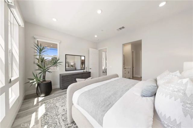 228 Merit, Irvine, CA 92618